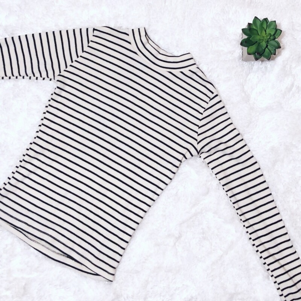 Brandy Melville Mock Neck Sweater